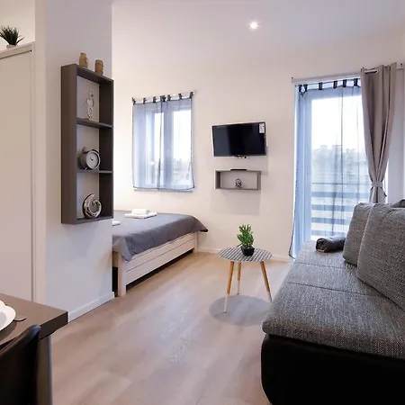 Zara Apartment